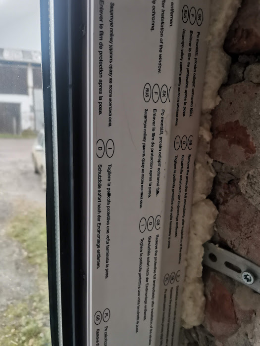 Vyjmutá zasklívací lišta plastového okna